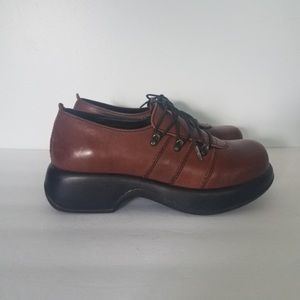 Dansko Brown Leather Lace Up Oxfords Sz 7 EUC